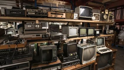 電影里不同年代的電子產品是怎么來的?_道具