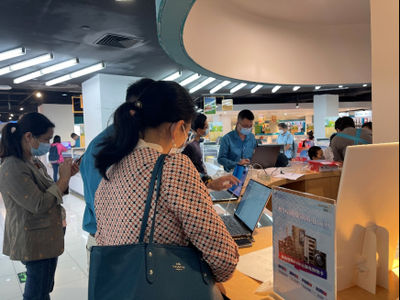 深圳消費電子和家電購置補貼啟動首日:市民消費興致高,商家活動力度大